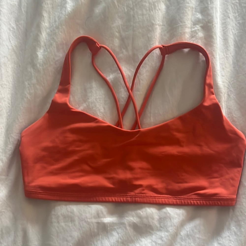 Lululemon free to be bra